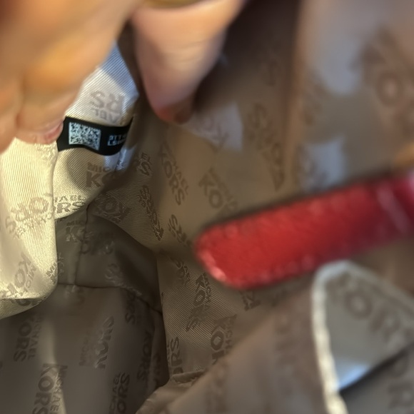 Michael Kors Jet Set Burgundy Red Tote - Picture 8 of 12